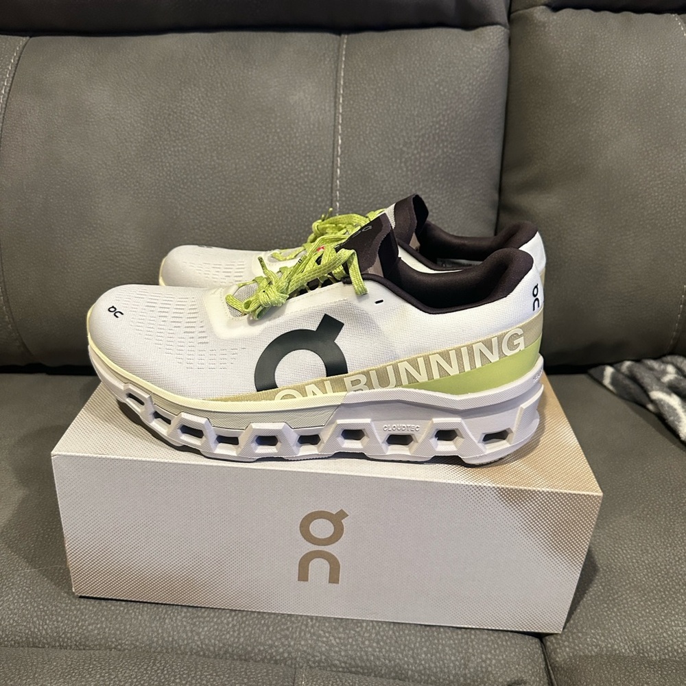 OnClouds Cloudmonster 2